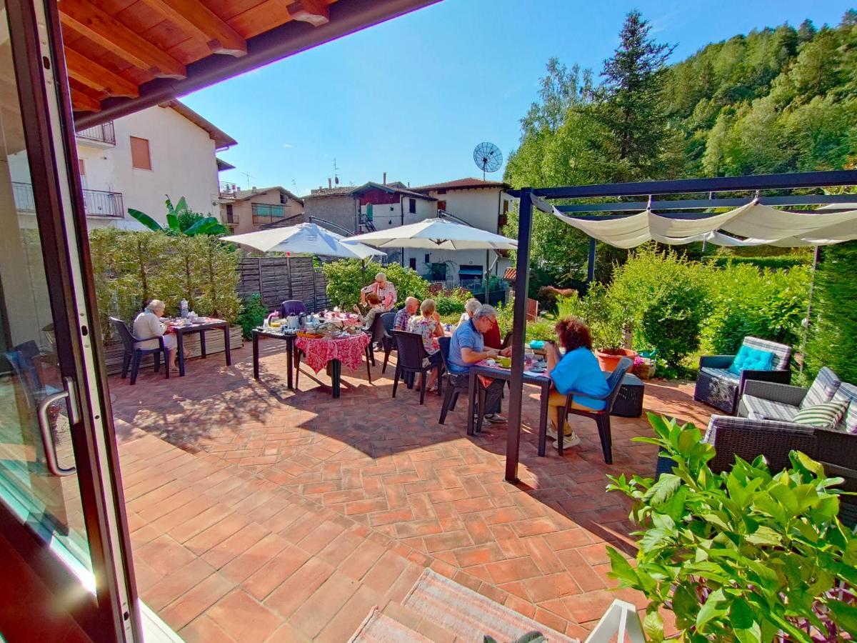 Bed&Breakfast Angela Clusone Exteriör bild
